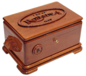 Vegas Robaina 83 Birthday Humidor packaging